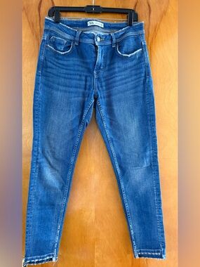 ZARA JEANS